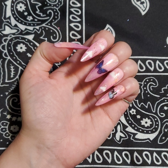 Luxury Hand Painted Butterfly Nails Long Stilletto - Picture 4 of 7